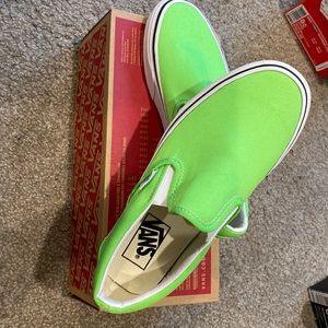Vans Classic Slip On, Neon Green Gecko Women’s 7 New in Box